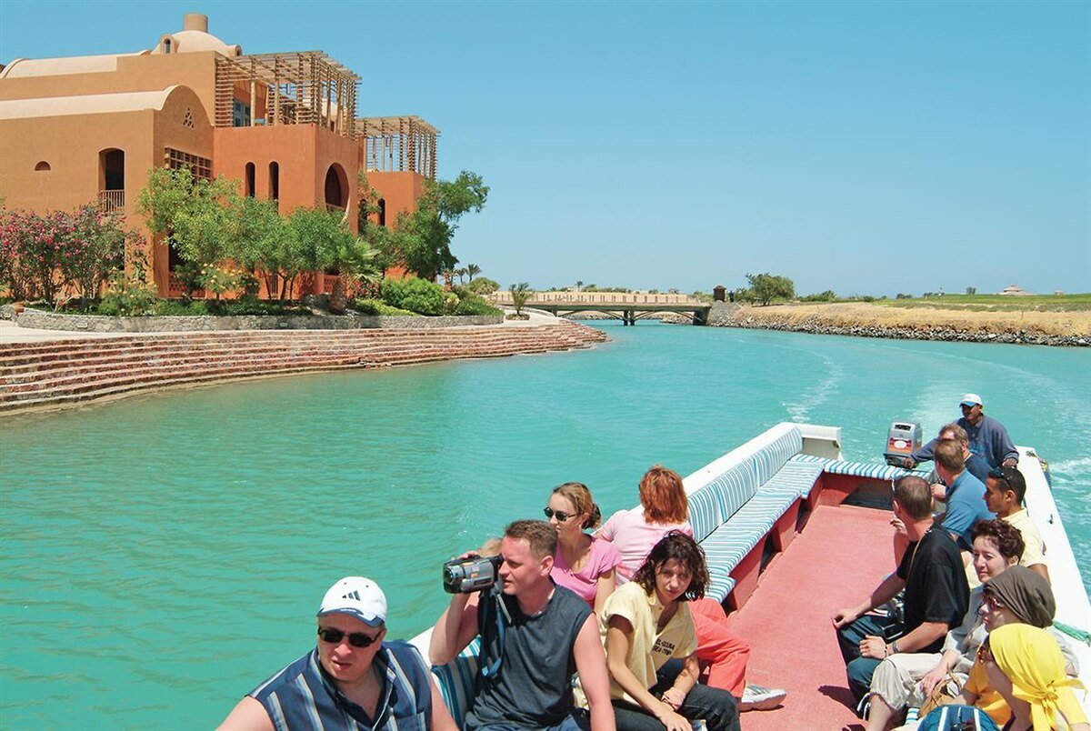 Private El Gouna City & Lagoon Tour